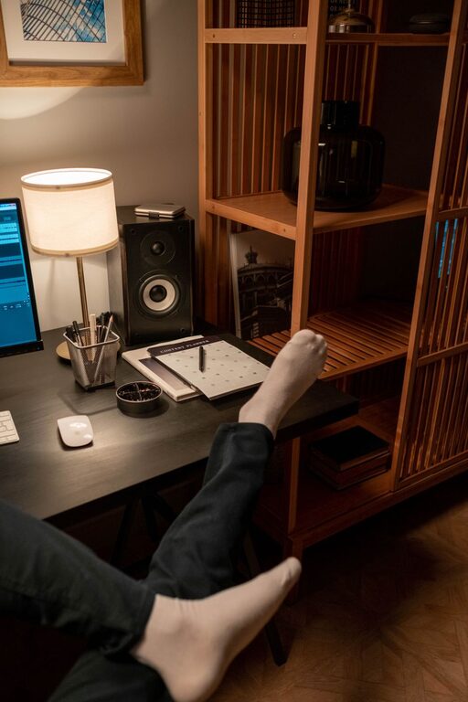 Tips for Creating a Cosy and Inviting Home Office Space